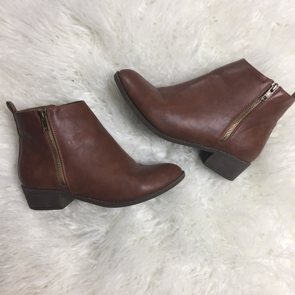 Brown Faux Leather Booties 10 Wide